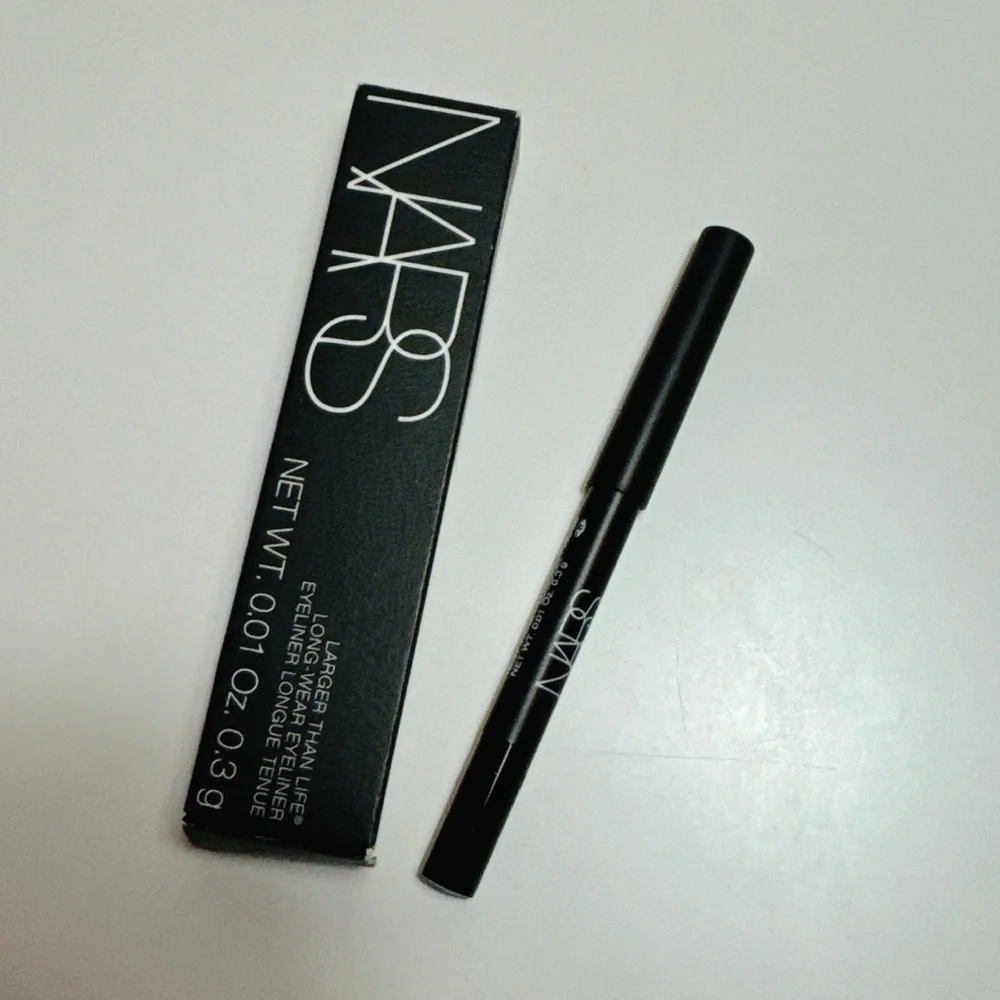 NARS Larger Than Life Long-Wear Eyeliner Via Veneto Black travel size New 0.01oz